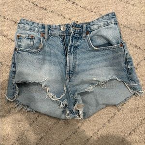 Zara denim shorts size 24